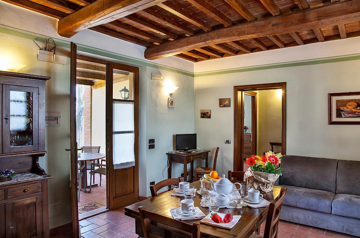 Agriturismo Sanguineto Acquaviva  Exterior photo